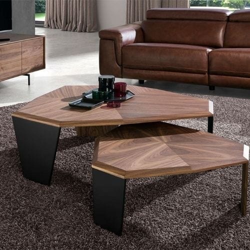 Canvanation Table Basse Asymétrique en Bois Plaqué Noyer et Pieds Noirs Design