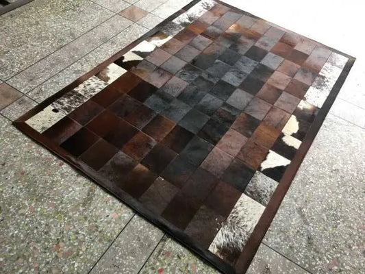 Canvanation Tapis en Peau de Vache Naturelle – Marron avec Bord en Fourrure, Véritable Cowhide pour Salon et Chambre