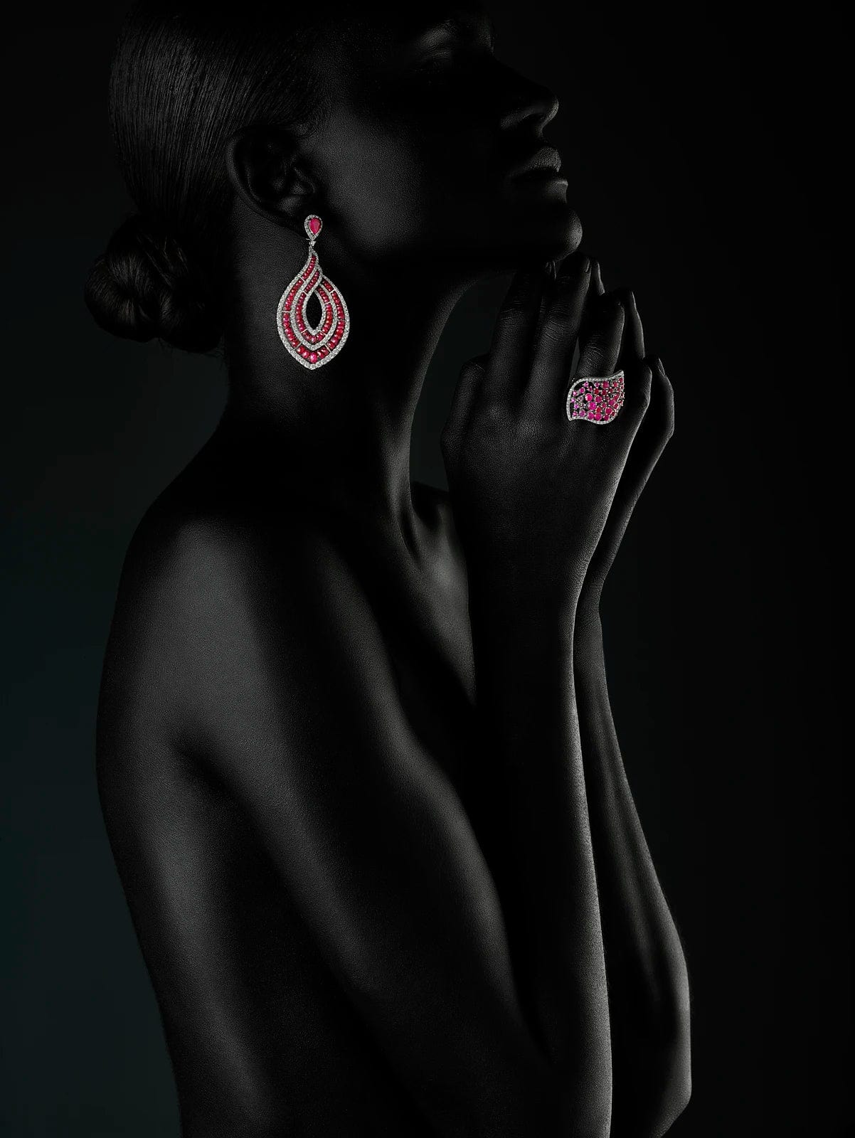 Canvanation 24 / 58x90CM Affiche Femme Africaine Noir Or