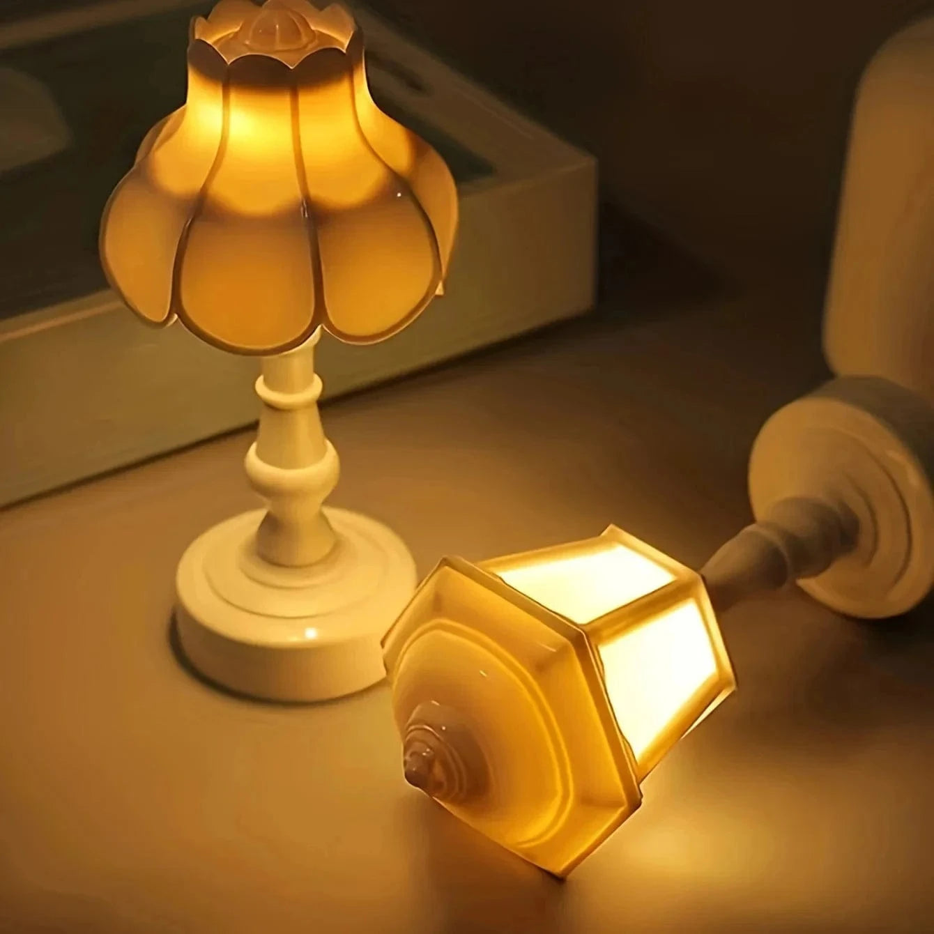 Canvanation Lampe LED Originale – Style Novelty avec Piles Incluses