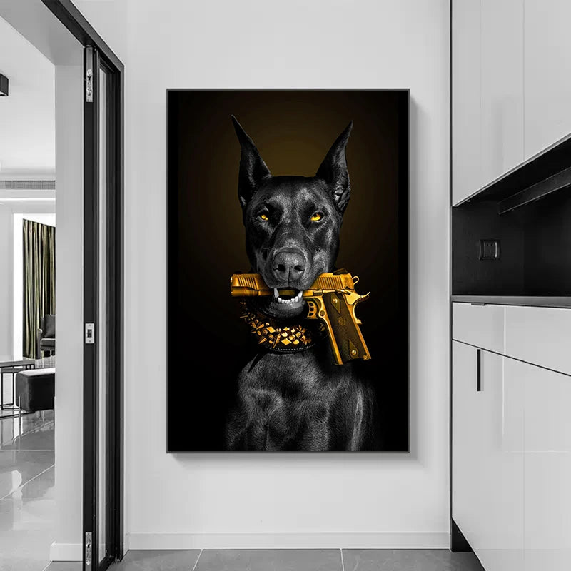 Affiche Doberman Fusil Or