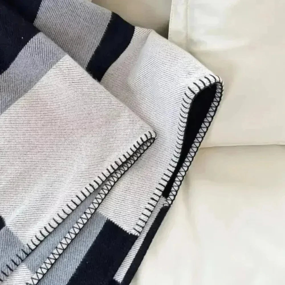 Canvanation Plaid en Maille Style Européen en Cachemire Synthétique – Anti-Boulochage