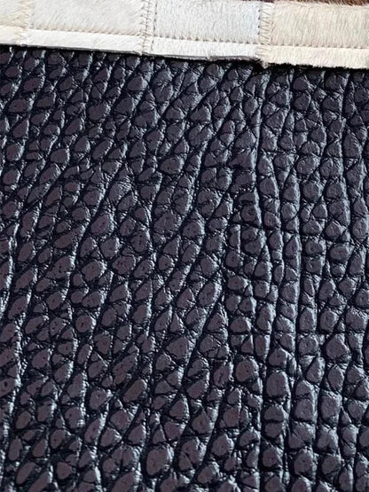 Canvanation Tapis Rond en Véritable Peau de Vache – Marron, Noir et Blanc, Fait Main, Tapis de Salon et Chambre Style Naturel